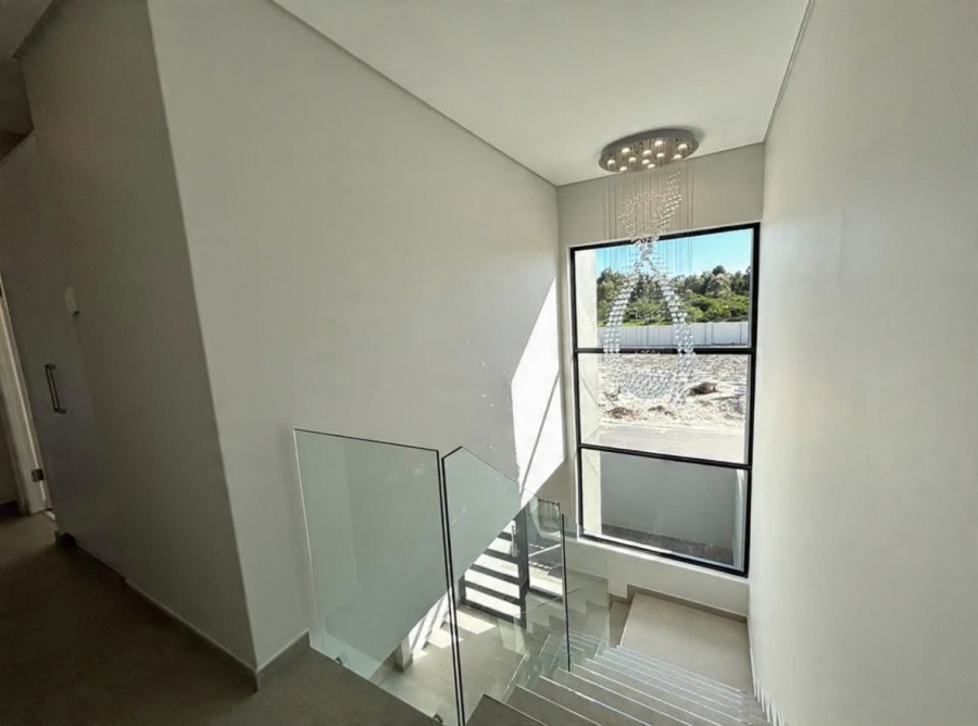 4 Bedroom Property for Sale in Sandown Western Cape